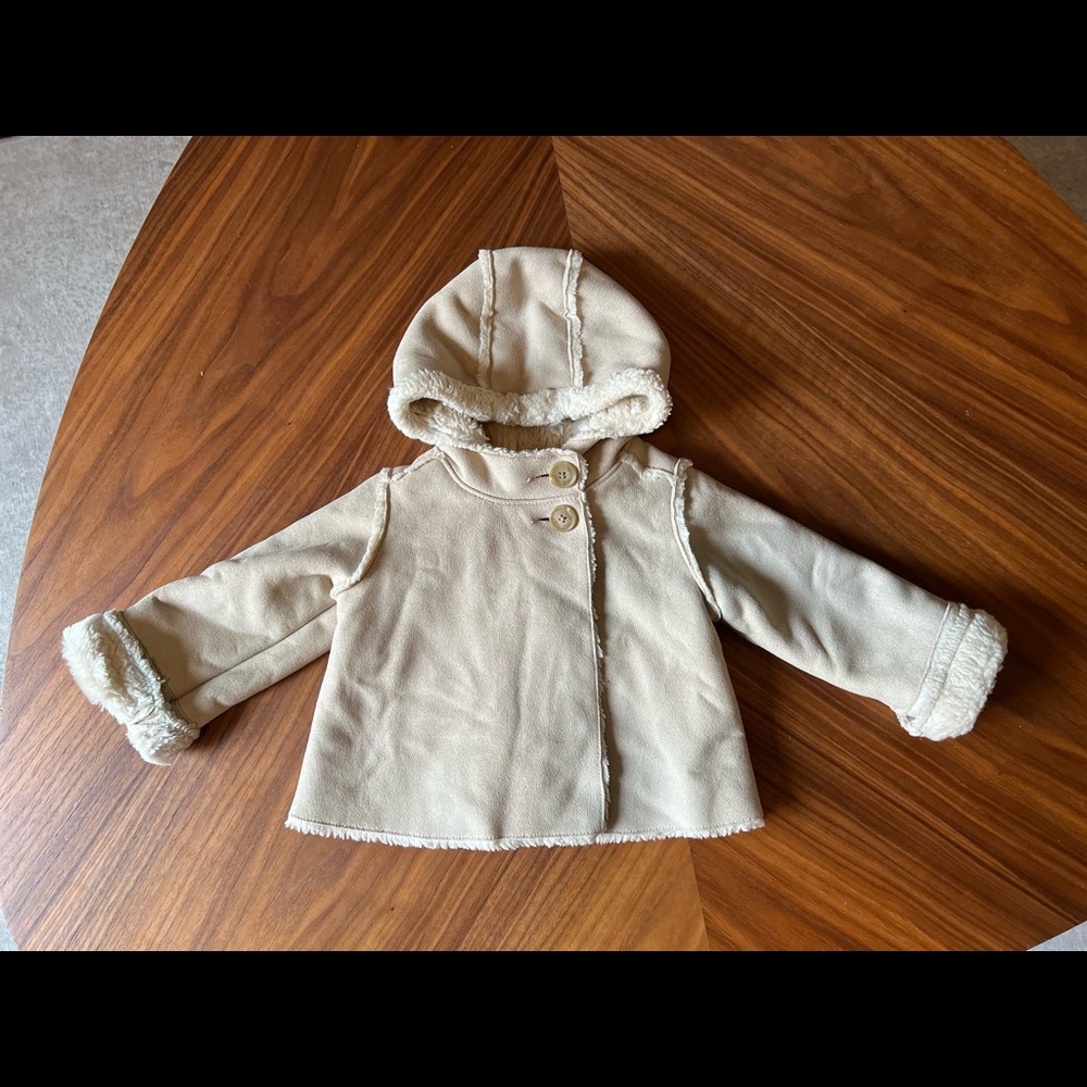 Baby GAP beige fur jacket